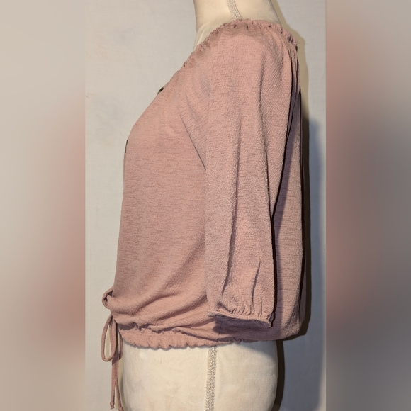 Women's Free Kisses top. Sz. XL. Like New. Pink - Picture 2 of 4